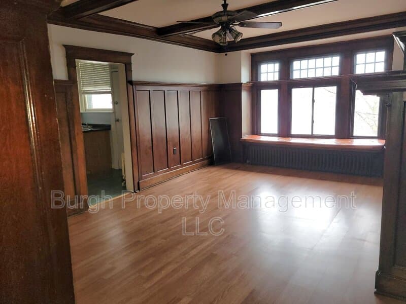 Pittsburgh Condo: 5512 Centre Ave