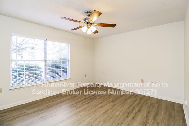 High Point Condo: 2630 Ingleside Dr