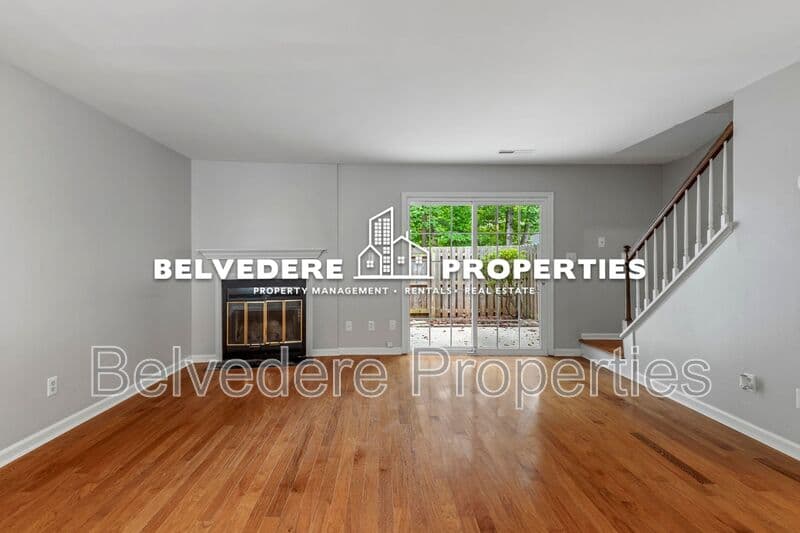 Greensboro House: 4341 Baylor St.