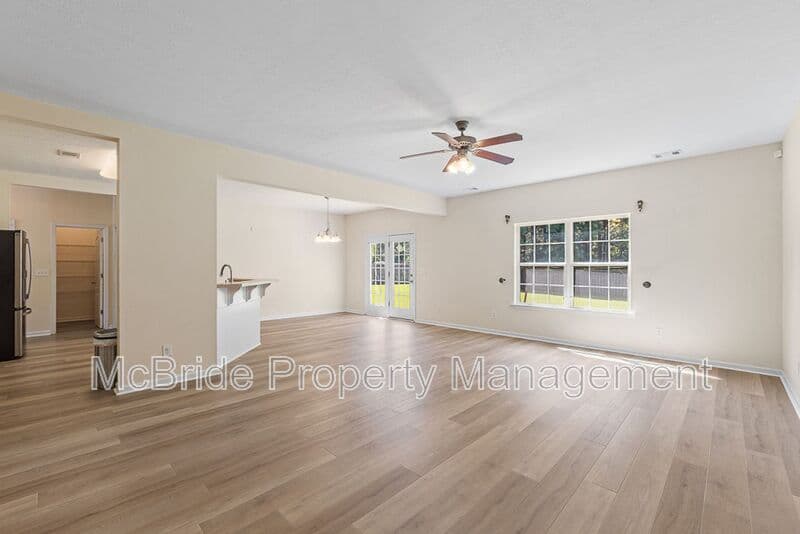 Martinez House: 3237 Riverstone Drive