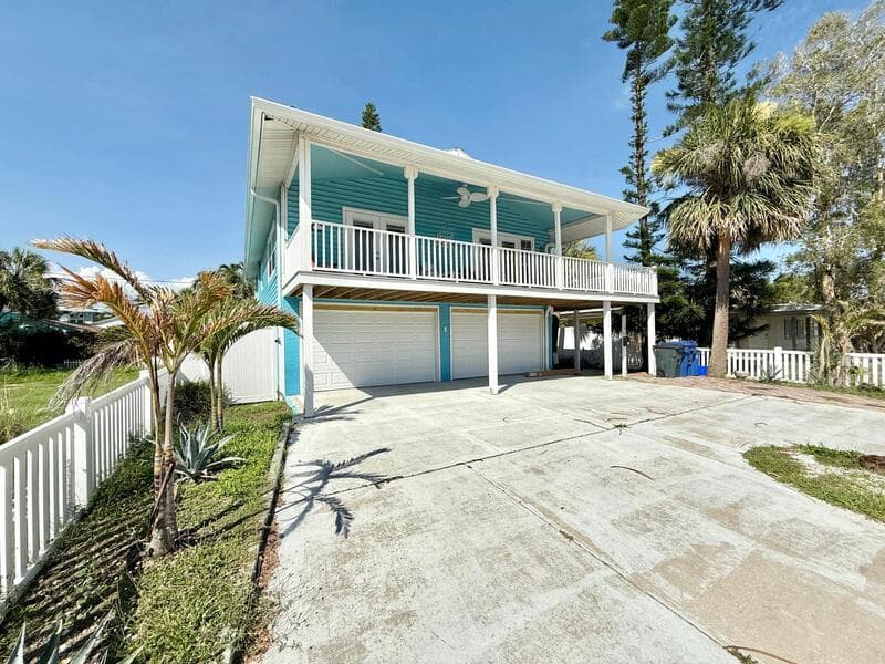 Redington Beach Condo: 15613 Gulf Boulevard