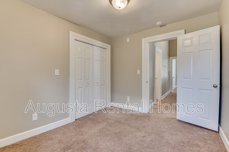 Augusta Condo: 515 3rd Street - B