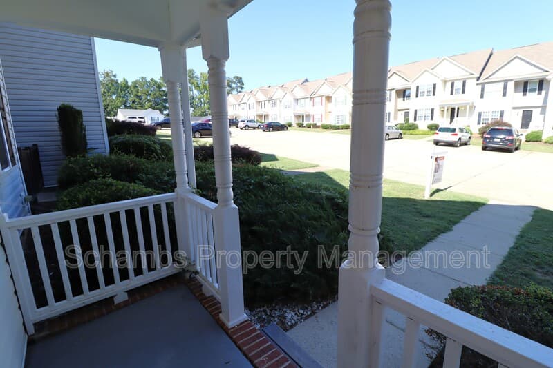 Clayton House: 410 Whitehall Ct