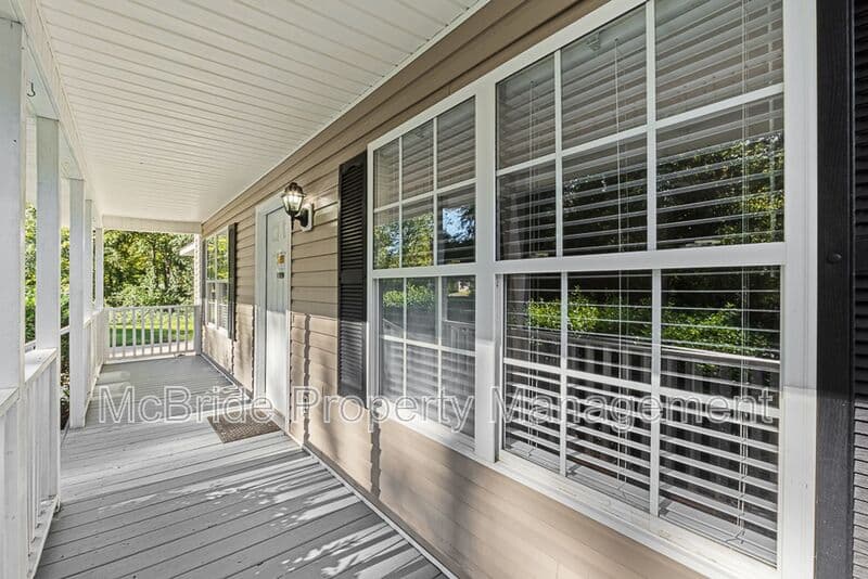 Martinez House: 4331 Roswell Drive