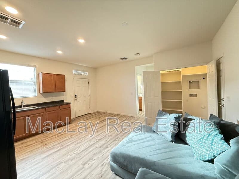 San Tan Valley House: 2372 E. Dust Devil Dr.