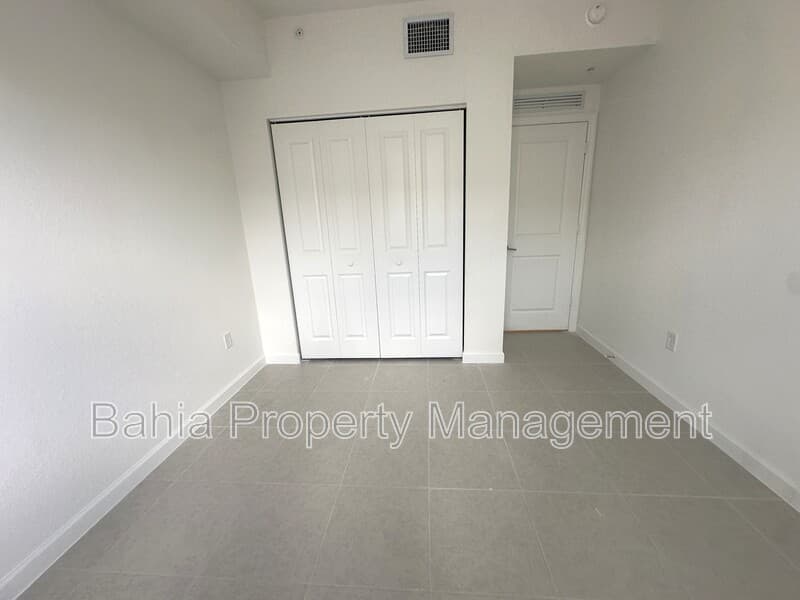 Homestead Condo: 15589 SW 280th St