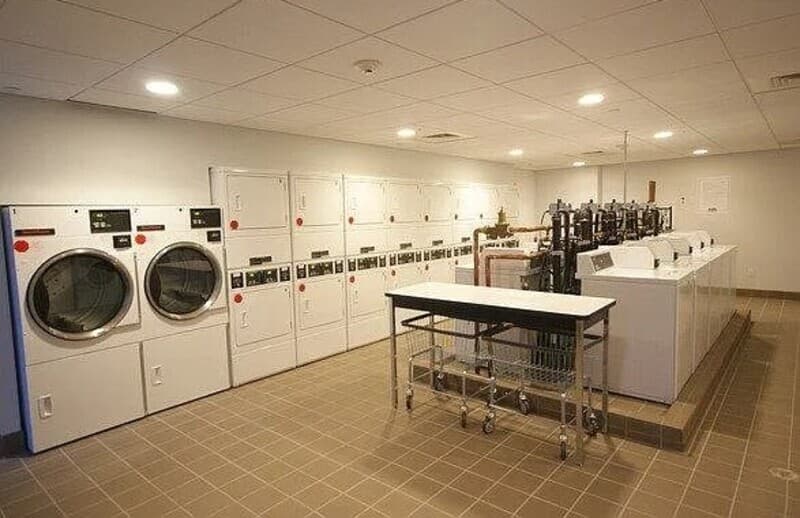 Jamaica Condo: 8915 Parsons Blvd APT