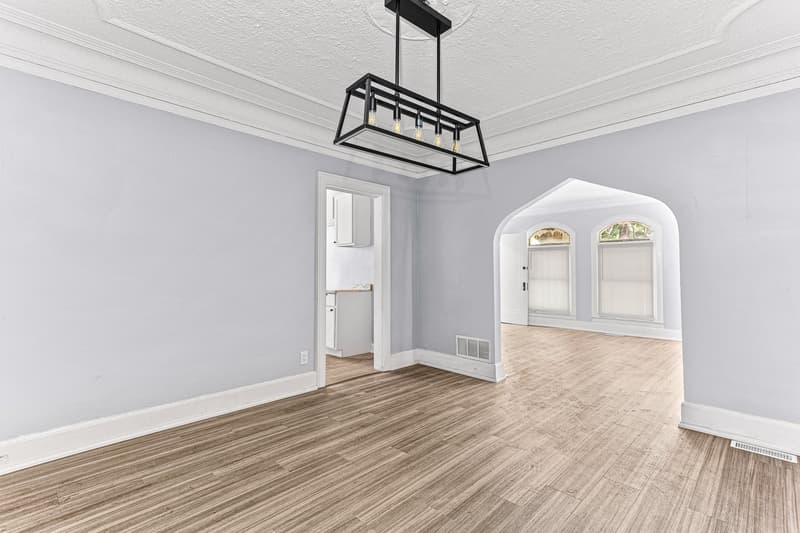 Detroit Condo: 3239 Fullerton Avenue - 1 Lower