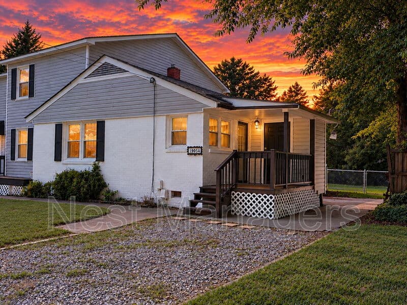 Fayetteville Condo: 1905 White Street