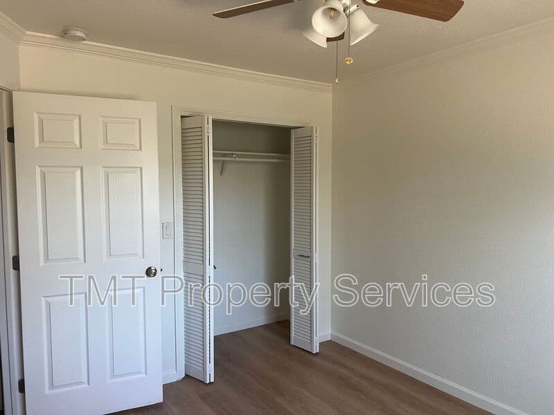 Sacramento House: 376 Morrison Avenue
