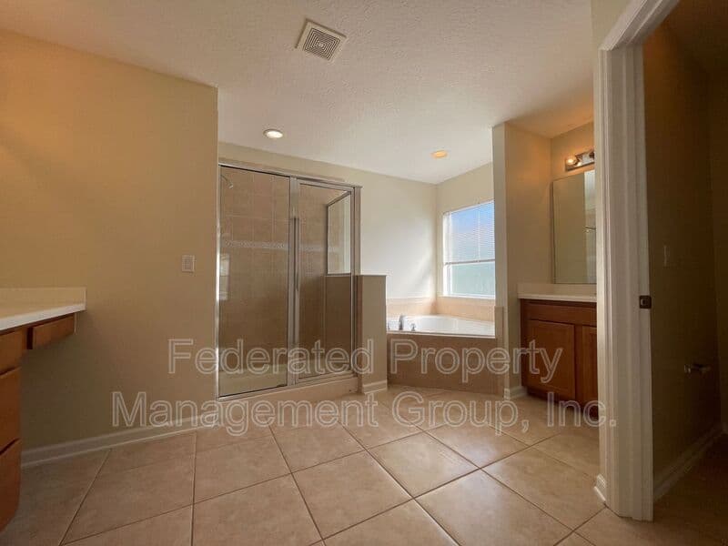 ST AUGUSTINE House: 3125 EAST BANISTER RD.