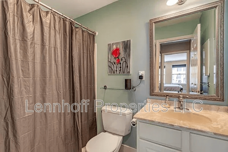 Salem Condo: 289 Essex Street - 305