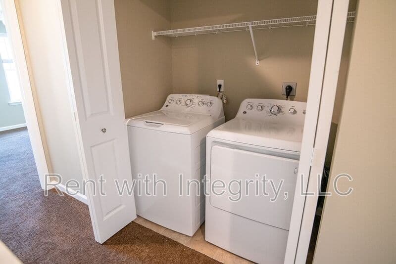 Tallahassee House: 2202 Del Carmel Way