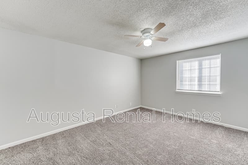 North Augusta Condo: 520 East Buena Vista Avenue - 1008