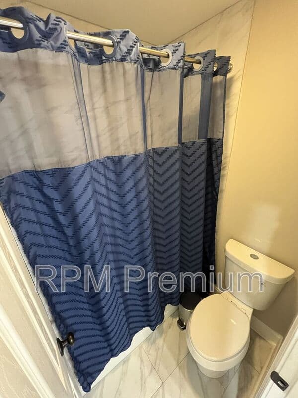 Baton Rouge House: 8724 Pecan Tree Dr.
