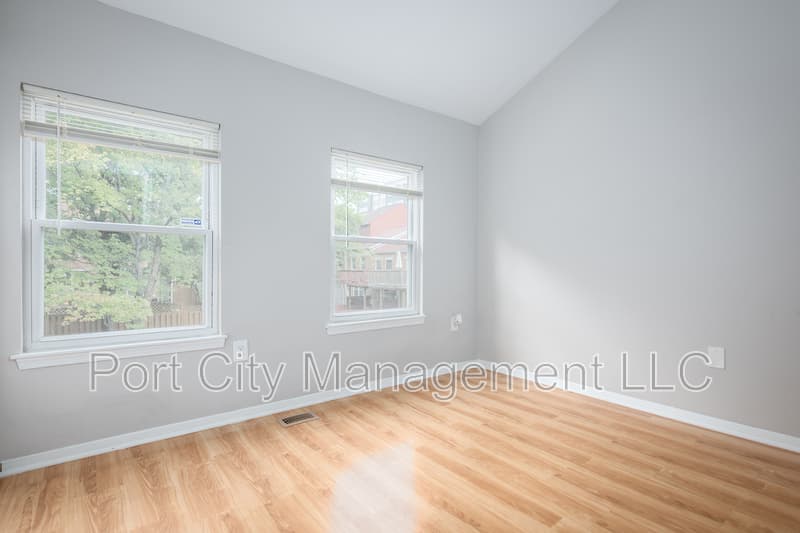 Baltimore Townhome: 1814 East Fairmount Avenue
