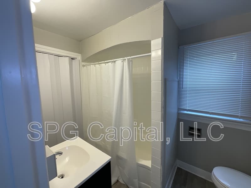 York House: 704 East Prospect Street