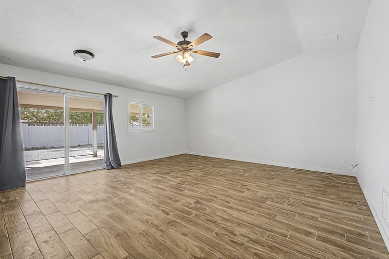Phoenix House: 13608 N 41st Place