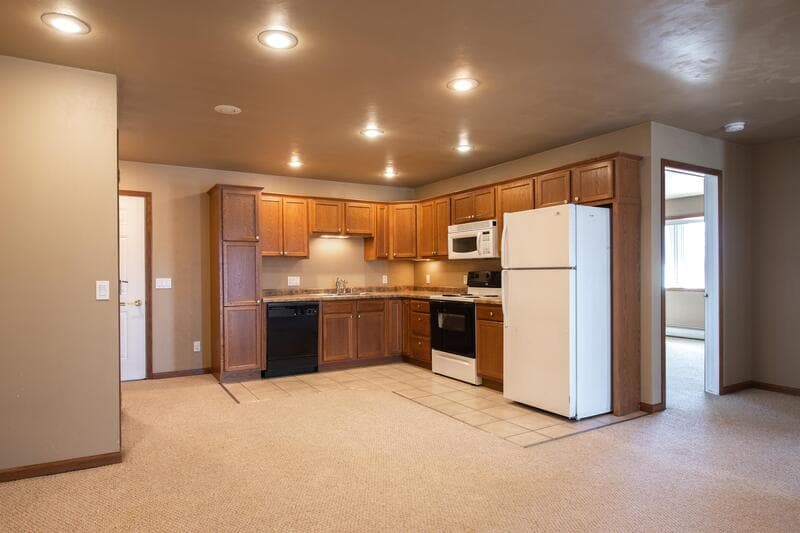 Little Chute Condo: 830 East Elm Drive - 3J