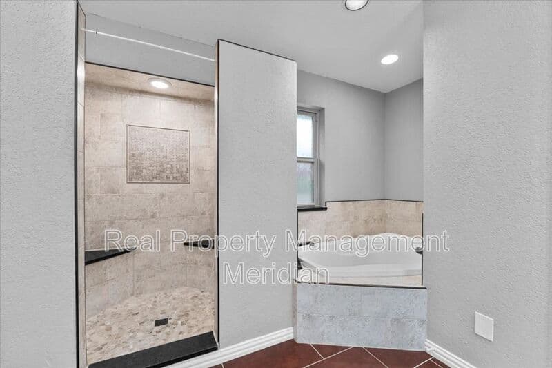 Trophy Club House: 20 Timberline Dr
