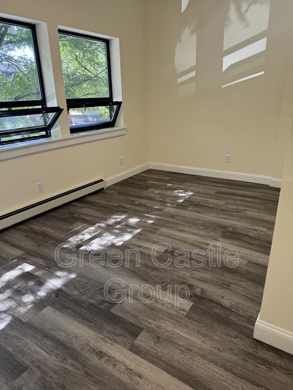 Burlington Condo: 252 College Street, Unit 3
