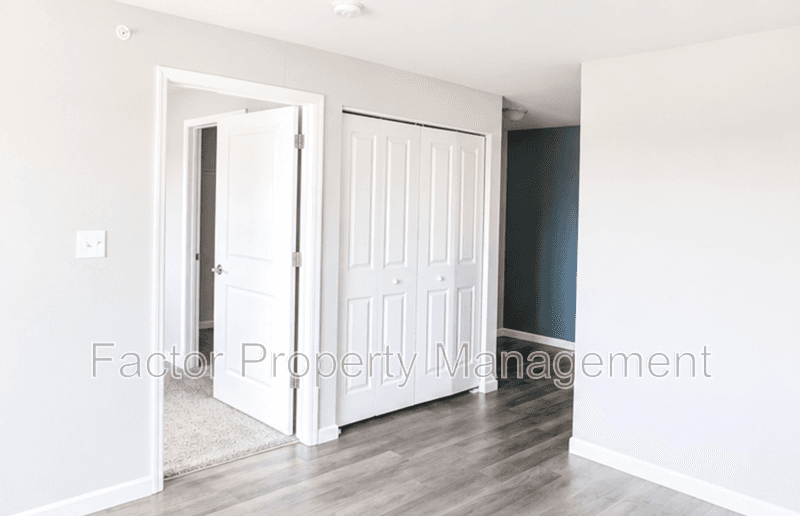 Belle Plaine Apartment: 561 Elk Street South