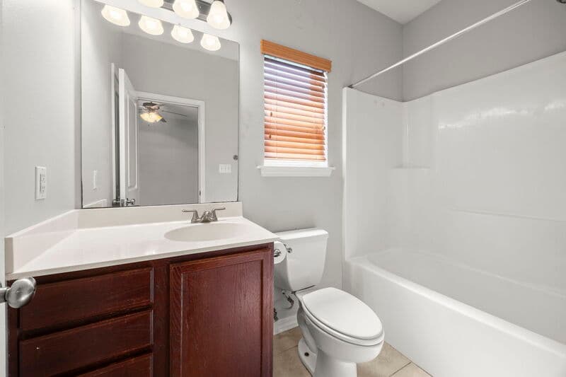 Hammond House: 48317 Fox Hollow Boulevard