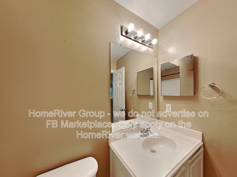 Pasadena House: 6220 Stoney Creek Dr