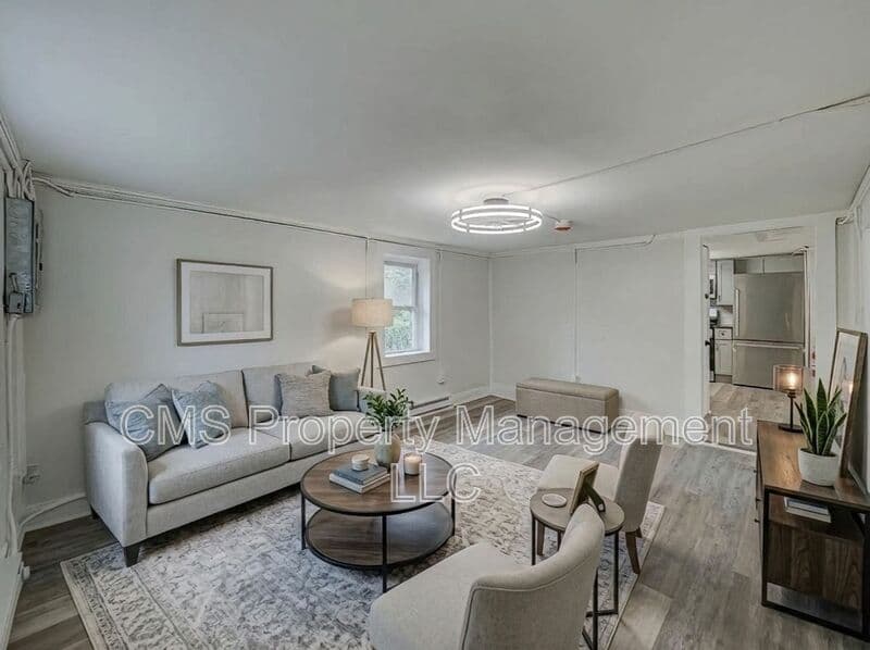 Somerville Condo: 148 Davenport Street