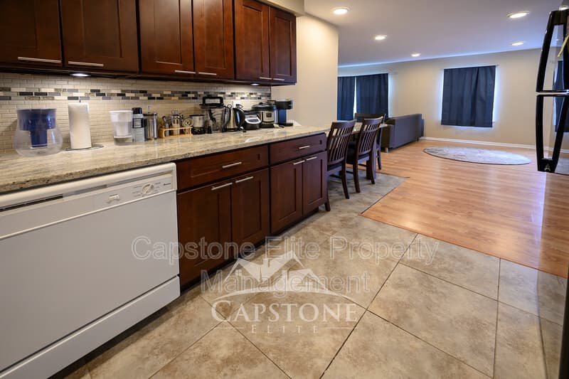 Newark Condo: 12 Colgate Drive