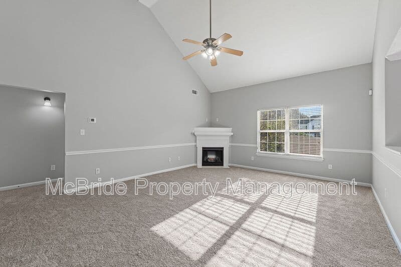 Grovetown House: 6202 Freedom Circle