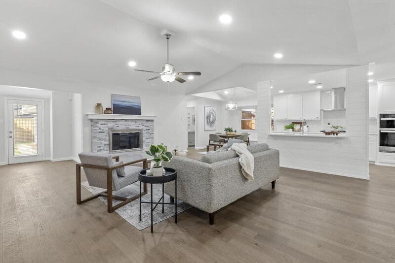 Dallas House: 3212 Altman Drive