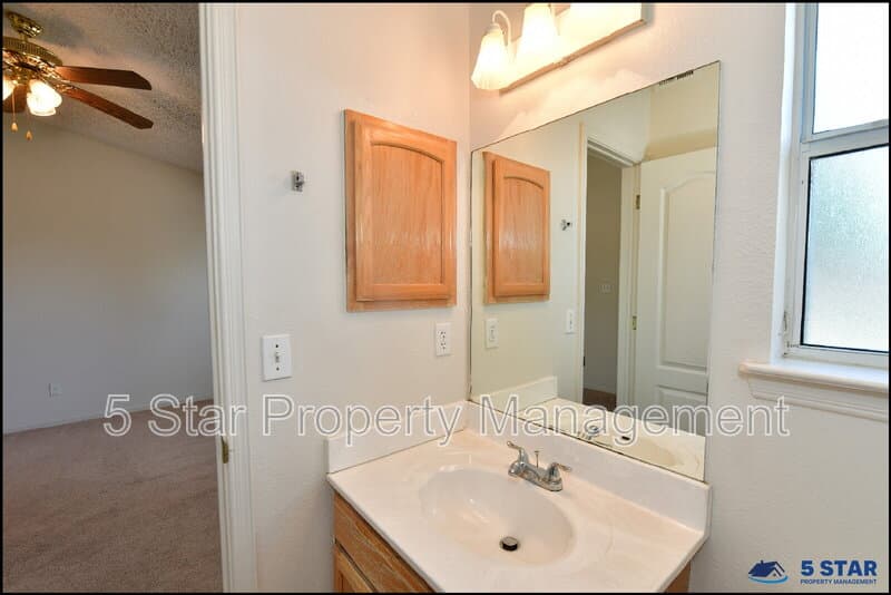 El Paso House: 3112 Tierra Ayala Drive !!
