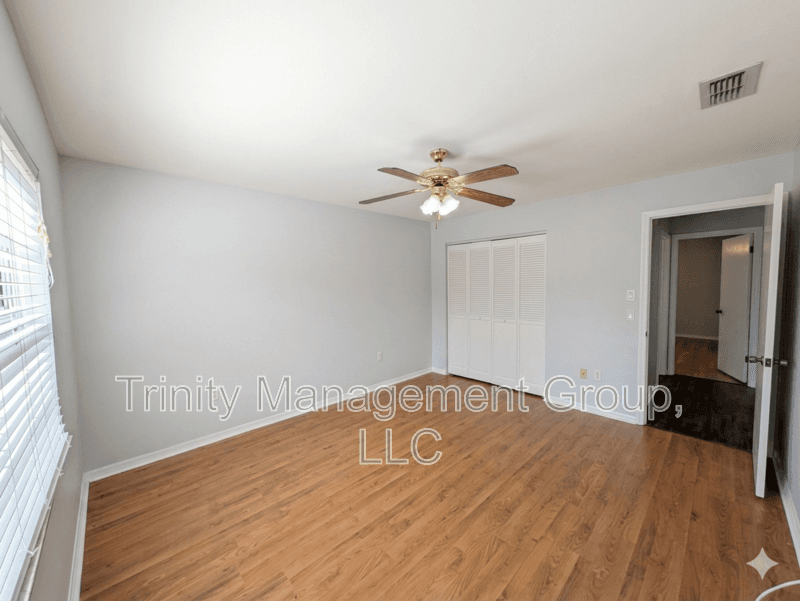 Dade City House: 40226 Trotter Lane