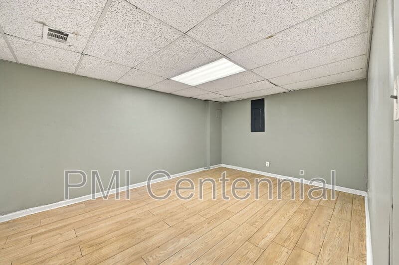 Decatur House: 3438 Springside Drive