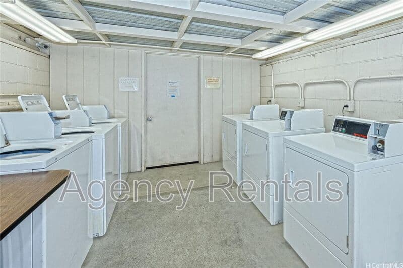 Honolulu Condo: 1438 Liliha St.