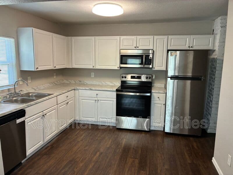 Fort Worth Condo: 2735 Purington Avenue