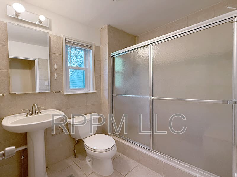 Verona Condo: 24 Wedgewood Dr #36