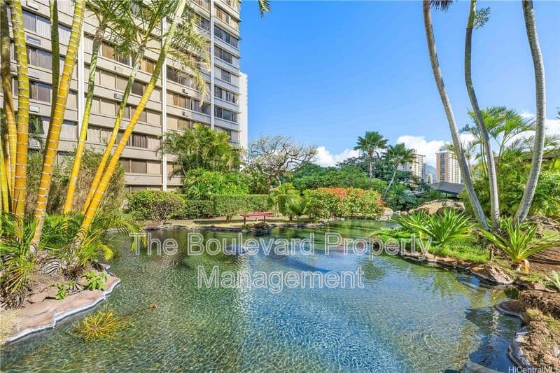 Honolulu Condo: 55 S Kukui St