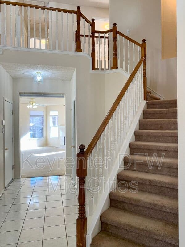 Plano House: 2320 Kittyhawk Drive