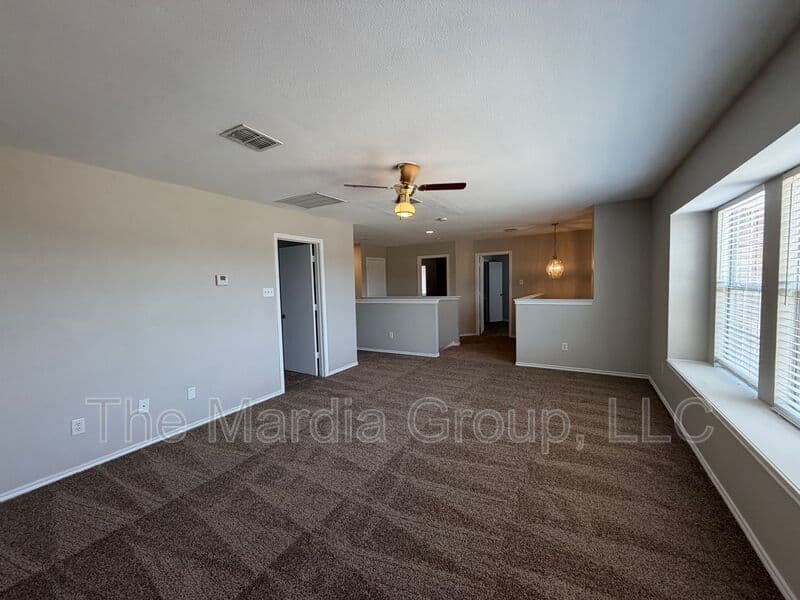 Ft. Worth House: 8512 Prairie Wind Trl