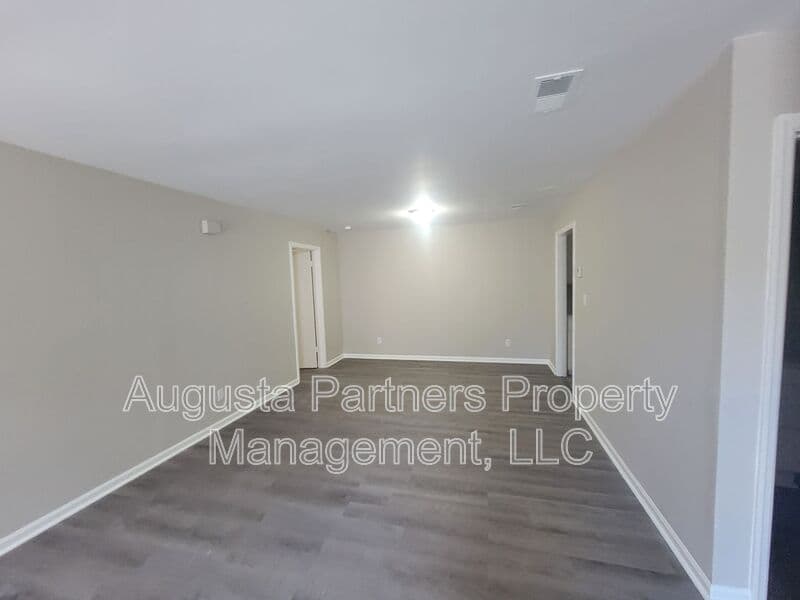 Aiken Condo: 1546 Hamilton Dr