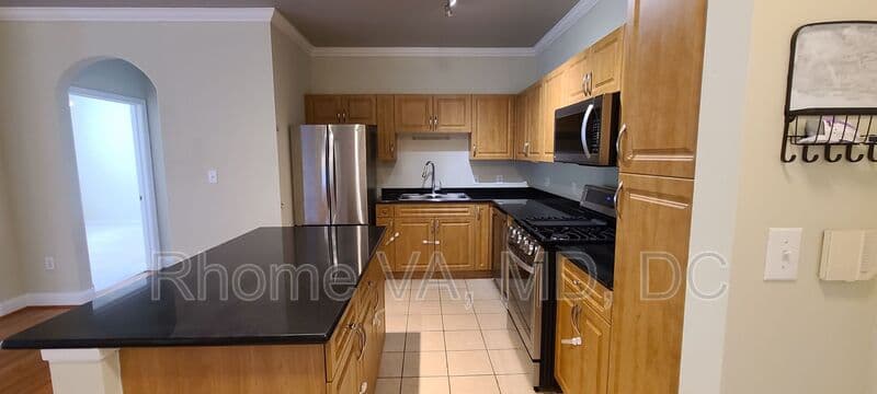 Herndon Condo: 12937 Centre Park Cir