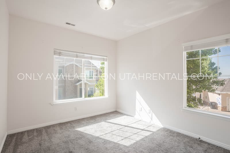 Provo Condo: 1052 Canyon Meadow Dr