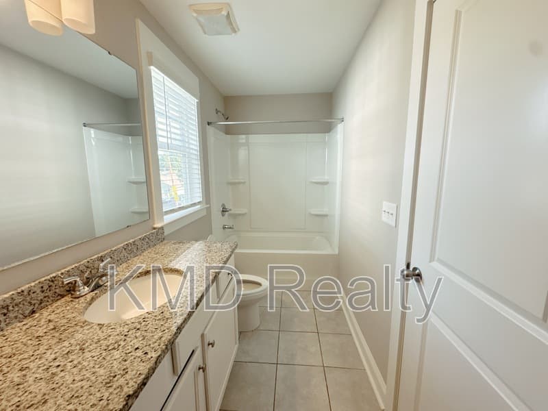 Charlotte Townhome: 807 McArthur Avenue