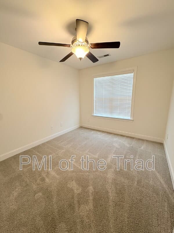 Walkertown Townhome: 2974 York Place Dr