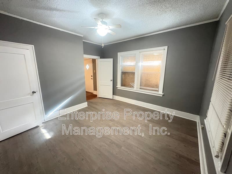 Memphis House: 861 Goodwyn St