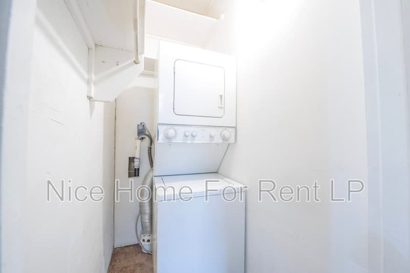 Delanco Condo: 239 Vine St #5
