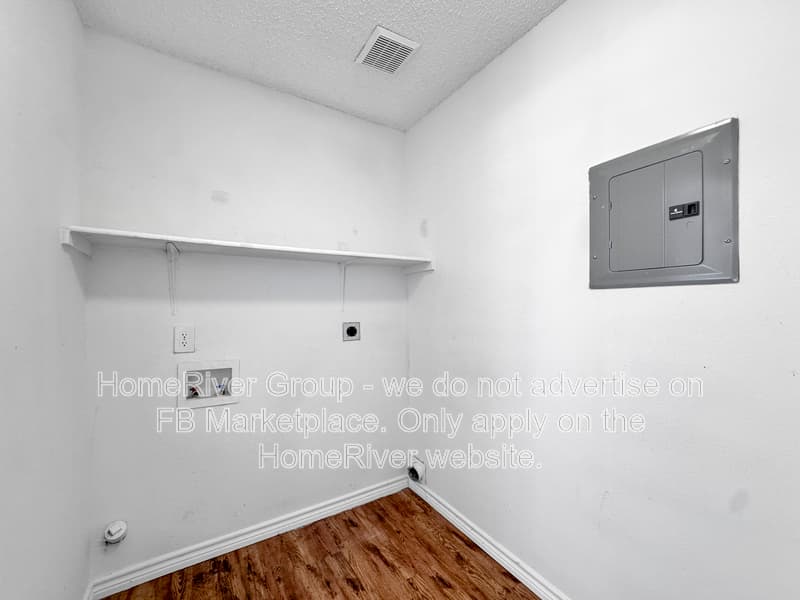 San Antonio House: 9710 Criswell Crk