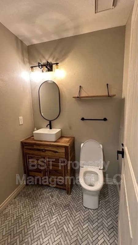 West Linn House: 25130 Rancho Lobo Court